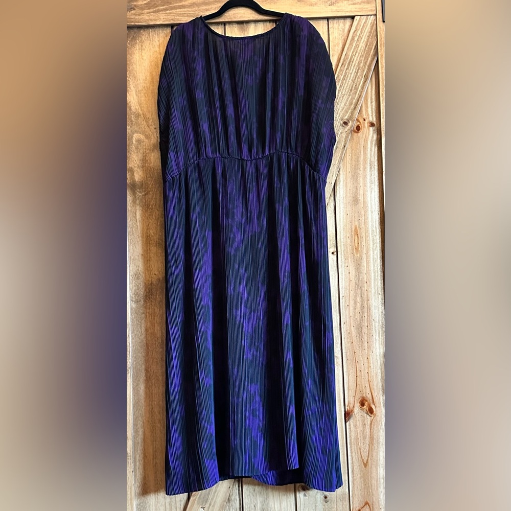 Terra & Sky Black Label Sky Deep Purple and Black Dress.  Size  3X. 30 PTP 53” L